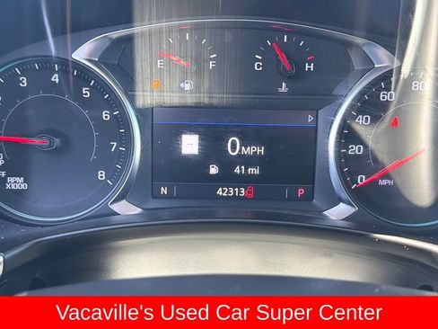 Used 2023 Chevrolet Equinox Premier AWD/4WD image 16