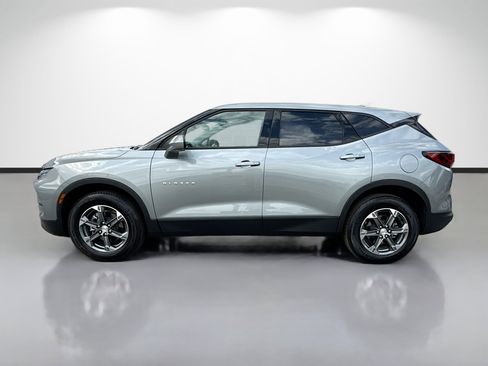 Used 2025 Chevrolet Blazer LT AWD/4WD image 6