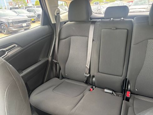 Used 2026 Kia Sportage LX FWD image 38