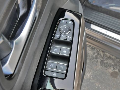 Used 2023 Nissan Pathfinder Platinum AWD/4WD image 21