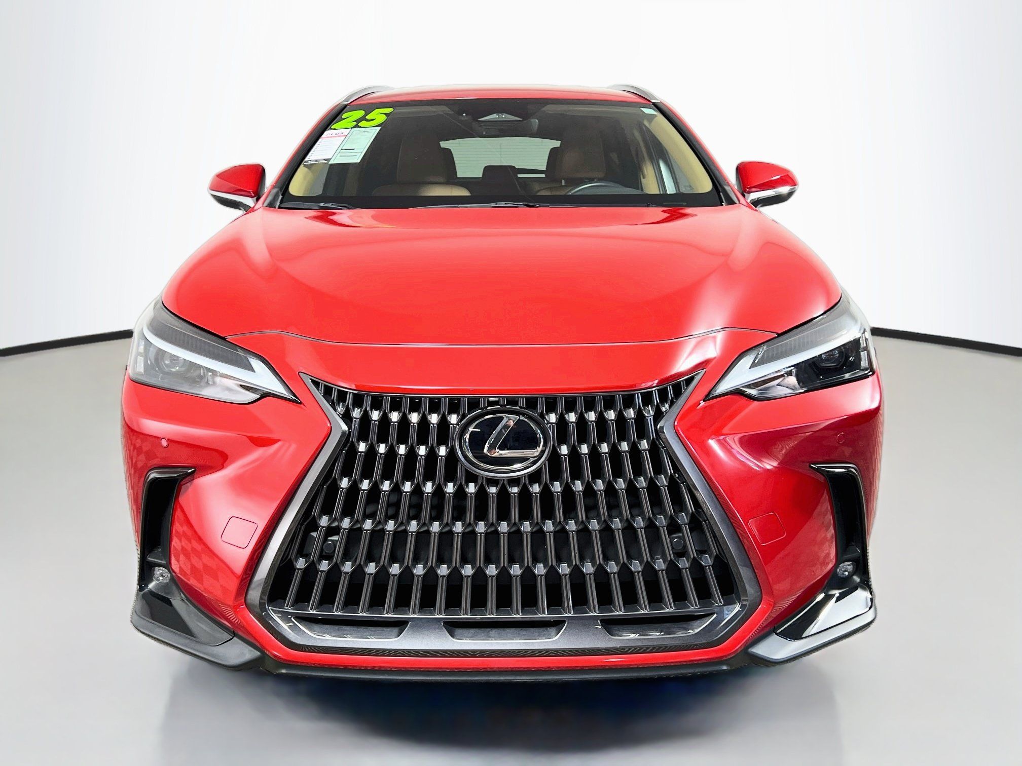 Used 2025 Lexus NX 250 FWD w/ Towing Package (2000 Lbs) image 11