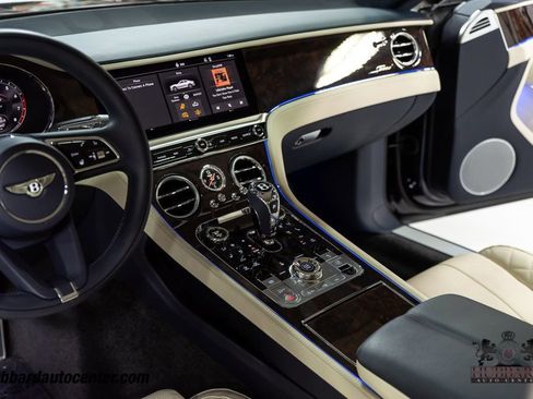 Used 2022 Bentley Continental GT Speed image 19