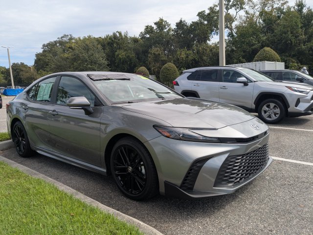 Certified 2026 Toyota Camry SE FWD image 1