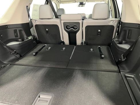 New 2025 Honda Pilot EX-L image 33