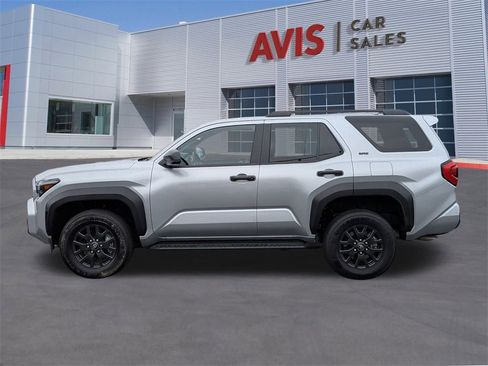 Used 2025 Toyota 4Runner SR5 image 10