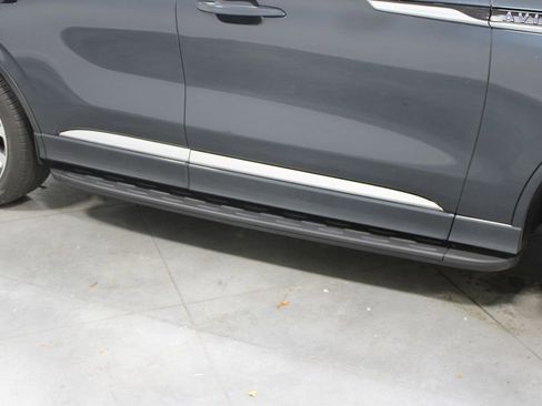 Used 2023 Lincoln Aviator Black Label Grand Touring image 12