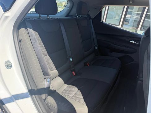 Used 2022 Chevrolet Bolt LT FWD image 29