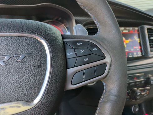 Used 2020 Dodge Charger SRT Hellcat w/ Harman/Kardon Audio Group RWD image 17