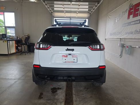 Used 2022 Jeep Cherokee Latitude w/ Trailer Tow Group AWD/4WD image 4