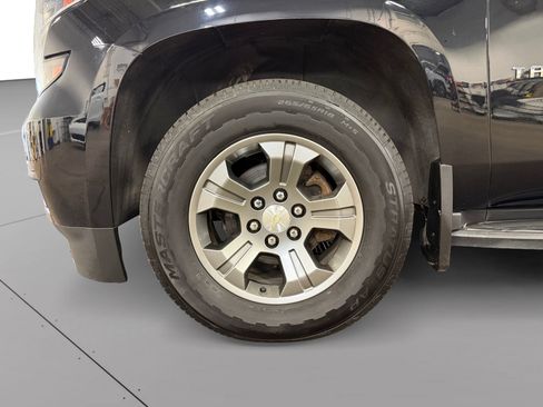 Used 2019 Chevrolet Tahoe LS w/ Max Trailering Package AWD/4WD image 13