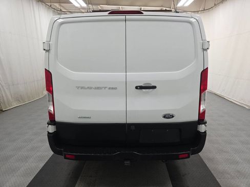 Used 2019 Ford Transit 250 130 Low Roof image 5