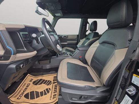 Used 2022 Ford Bronco Wildtrak image 10