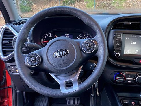 Used 2020 Kia Soul S image 21