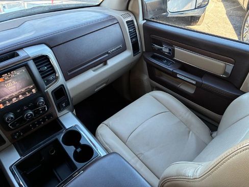 Used 2014 RAM 3500 Laramie image 20