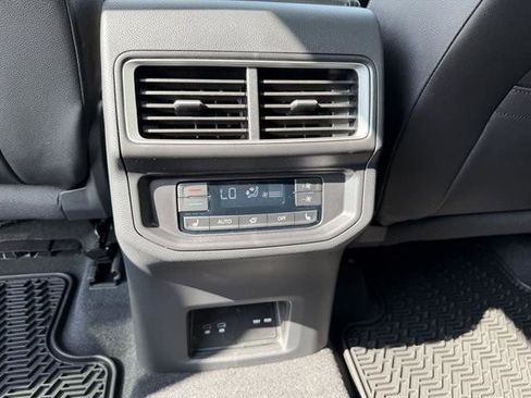 New 2026 Volkswagen Atlas SEL Premium R-Line image 27
