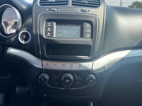 Used 2016 Dodge Journey SXT w/ Comfort/Convenience Group AWD/4WD image 33