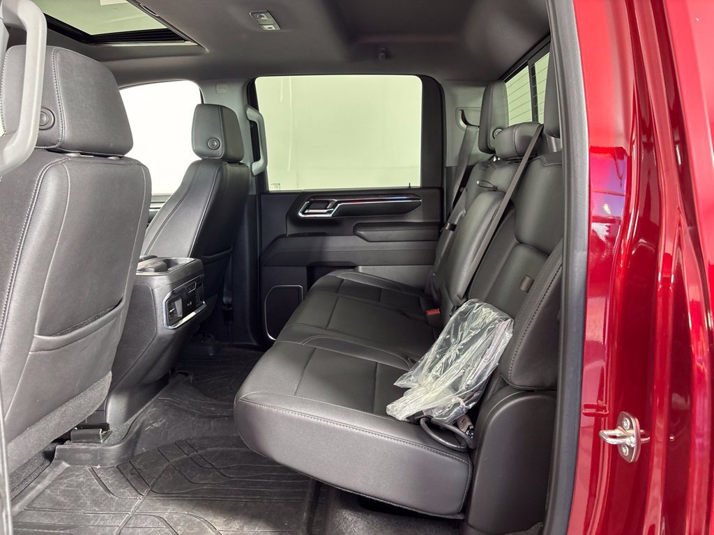 Certified 2024 Chevrolet Silverado 3500 LTZ w/ LTZ Convenience Package AWD/4WD image 22