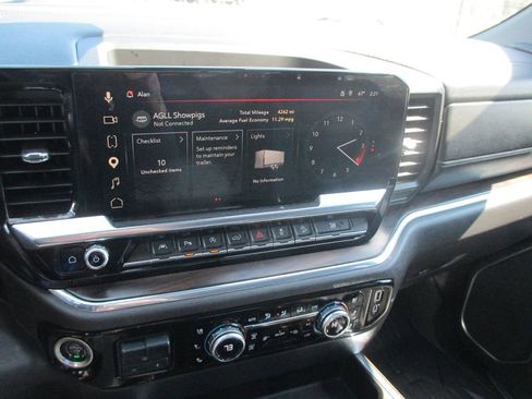 Used 2023 GMC Sierra 1500 SLT w/ SLT Premium Plus Package image 30