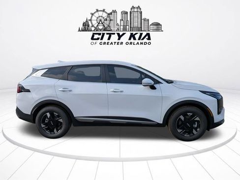 New 2026 Kia Sportage LX w/ LX Convenience Package FWD image 7