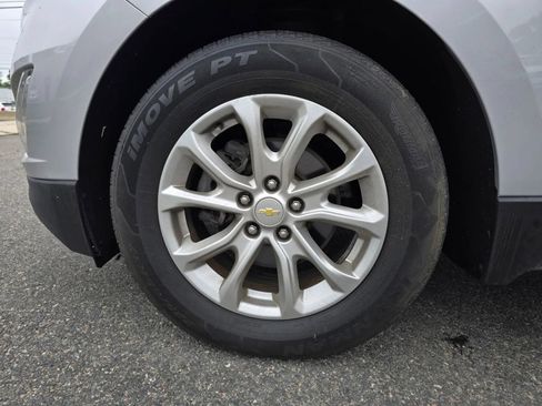 Used 2019 Chevrolet Equinox LS FWD image 7