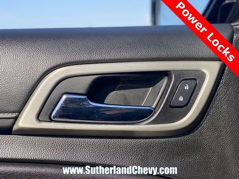 Used 2019 GMC Yukon Denali w/ Denali Ultimate Package image 13