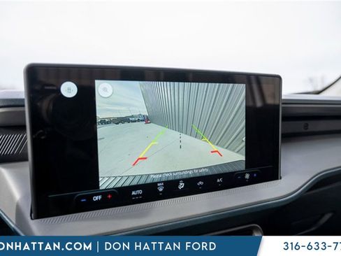 New 2026 Ford Maverick XL image 17