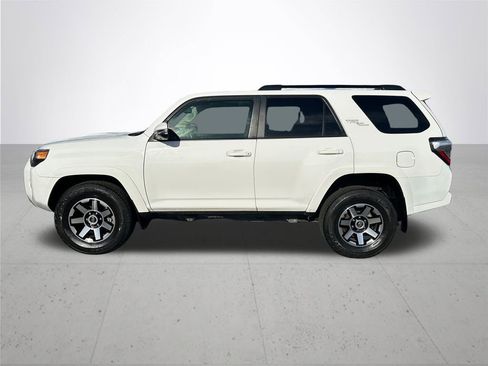 Certified 2023 Toyota 4Runner TRD Off-Road Premium w/ Off Road Premium Plus Package AWD/4WD image 12