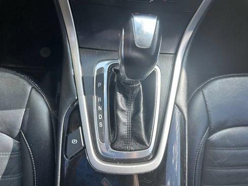 Used 2017 Ford Edge SEL w/ Equipment Group 201A AWD/4WD image 7
