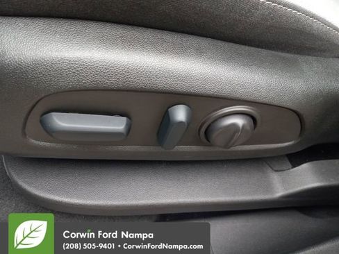 Used 2023 Chevrolet Equinox LS w/ LS Convenience Package image 12