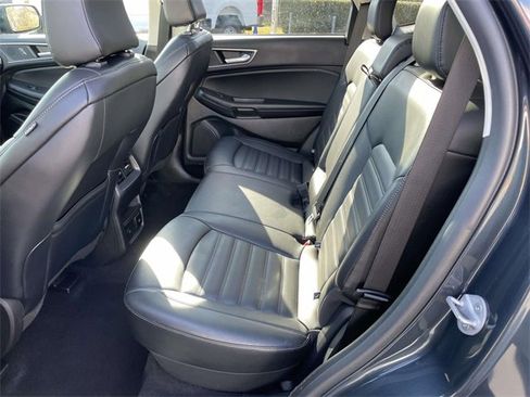 Used 2023 Ford Edge SEL w/ Convenience Package image 24
