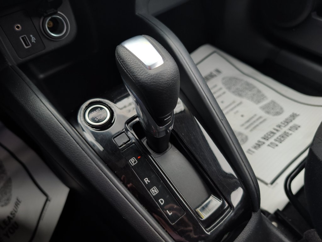 Used 2022 Nissan Kicks S FWD image 16