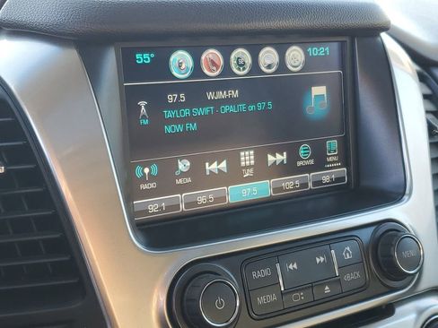 Used 2019 Chevrolet Tahoe LT image 18