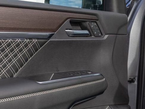 Used 2025 GMC Acadia Denali w/ LPO, Floor Liner Package image 17