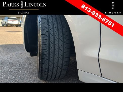 Used 2020 Ford Fusion SE image 31