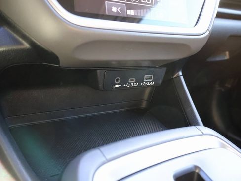 Used 2024 Subaru Crosstrek 2.0i Premium image 37
