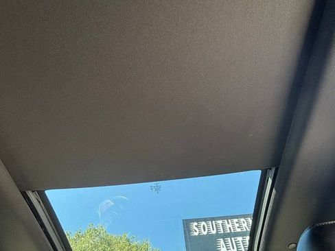 Used 2020 Lincoln Nautilus Reserve w/ Equipment Group 202A image 18