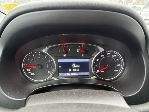 Used 2024 GMC Terrain SLT image 17