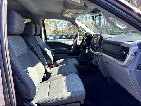 Used 2023 Ford F150 XLT image 9