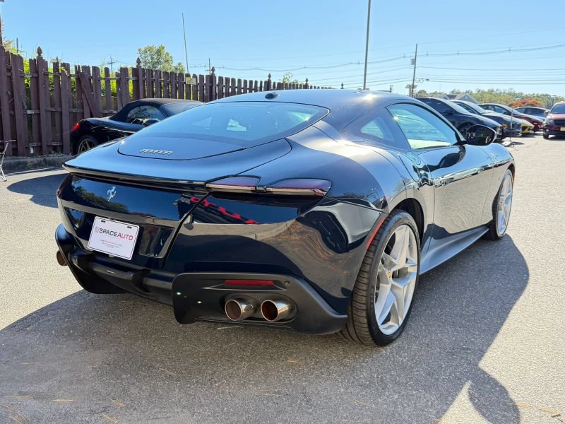 Used 2024 Ferrari Roma RWD image 6