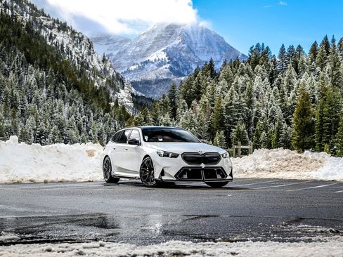 New 2026 BMW M5 Touring image 14