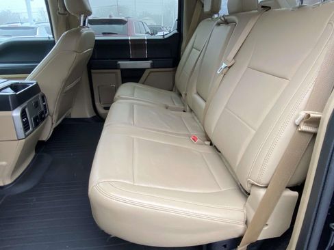 Used 2017 Ford F150 Lariat image 11