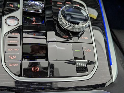 New 2026 BMW X7 xDrive40i w/ Executive Package image 35