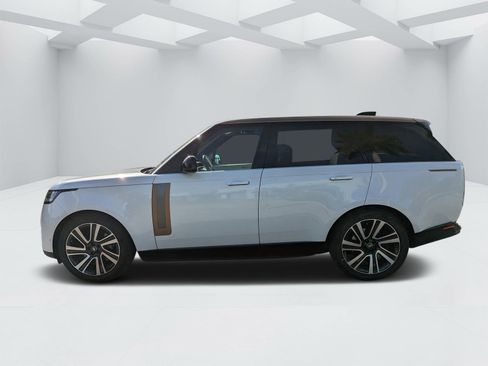 Used 2023 Land Rover Range Rover SE image 6