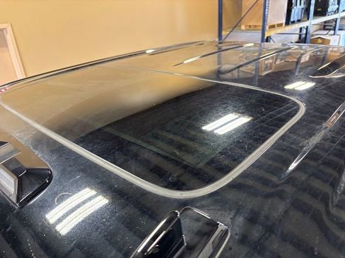 Used 2024 GMC Sierra 2500 Denali Ultimate AWD/4WD image 26