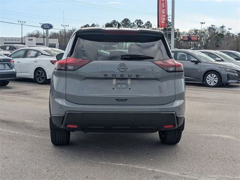 New 2026 Nissan Rogue SV image 4
