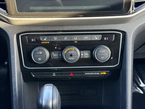 Used 2023 Volkswagen Atlas SE AWD/4WD image 5