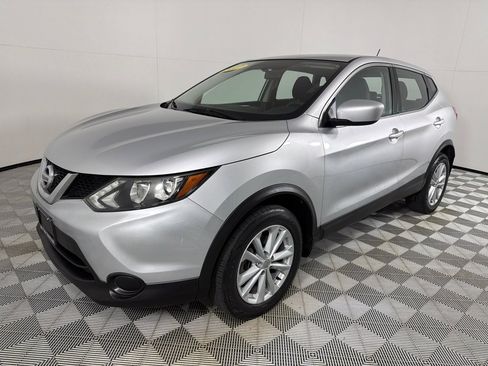 Used 2017 Nissan Rogue Sport S w/ S Appearance Package FWD image 8