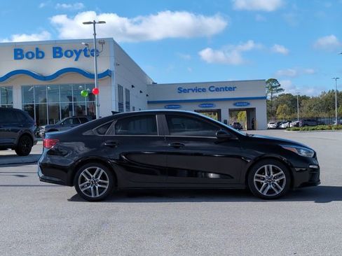 Used 2019 Kia Forte S w/ S Premium Package image 2