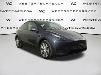 Used 2023 Tesla Model Y Long Range video 2
