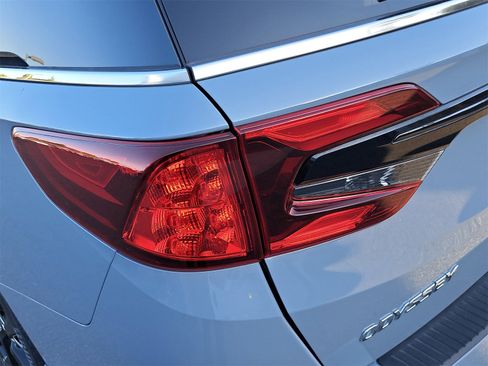 Used 2024 Honda Odyssey Sport image 39